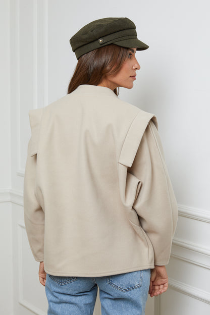 Veste à épaulettes