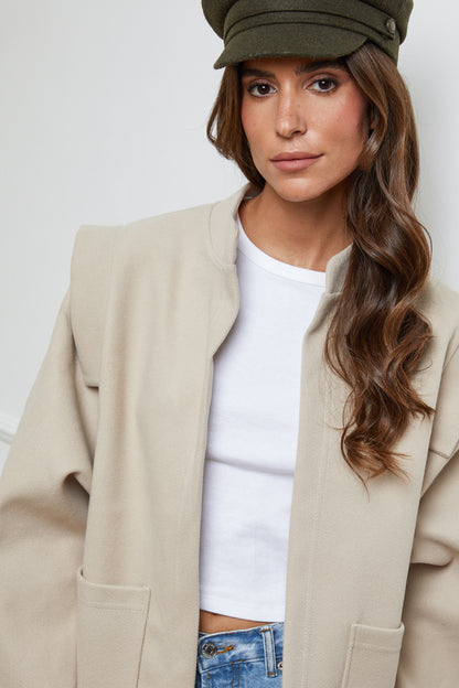 Veste à épaulettes