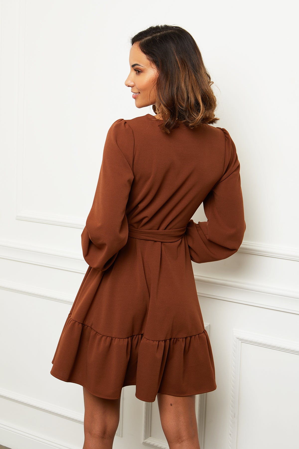 Robe Mi-longue avec Col Rond et Manches Longues