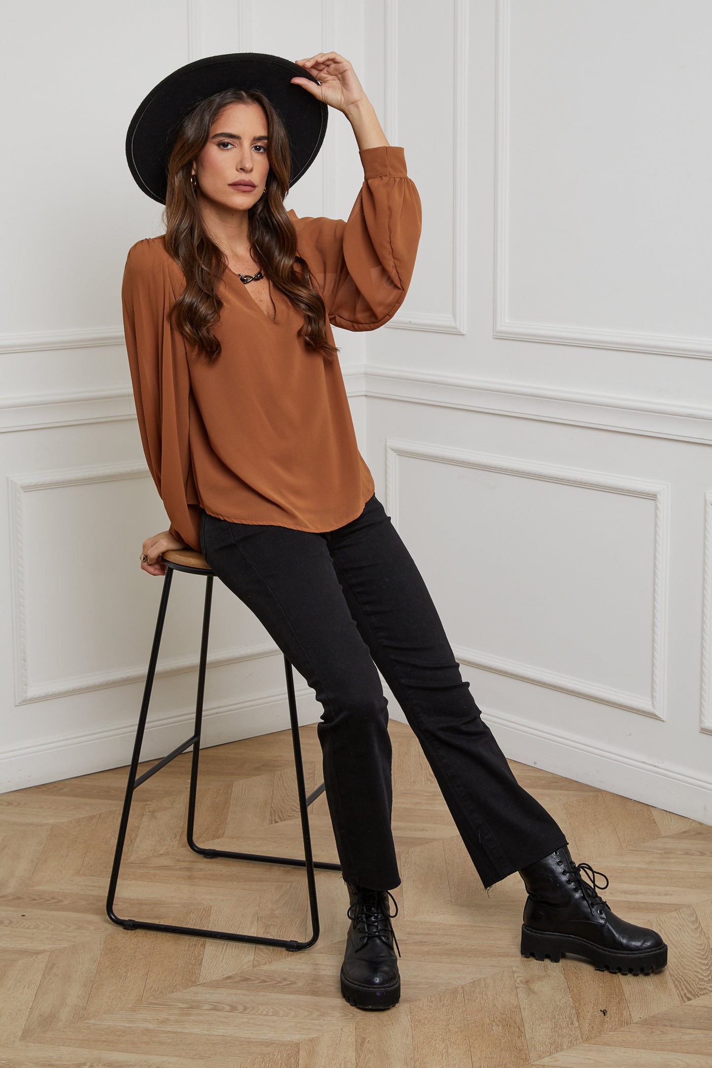 22515-Chemisier col V avec doublure,