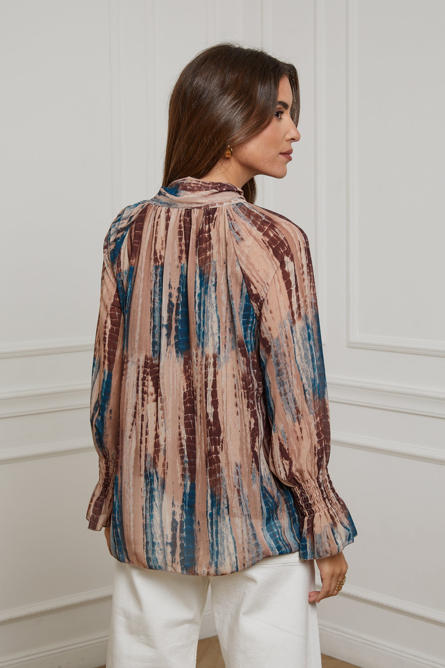 23311-Chemisier imprimé, doublure col avec nœud, manches serrées au niveau du poignet