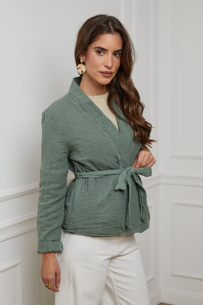 28288-Gilet avec attache, poches sur le côté