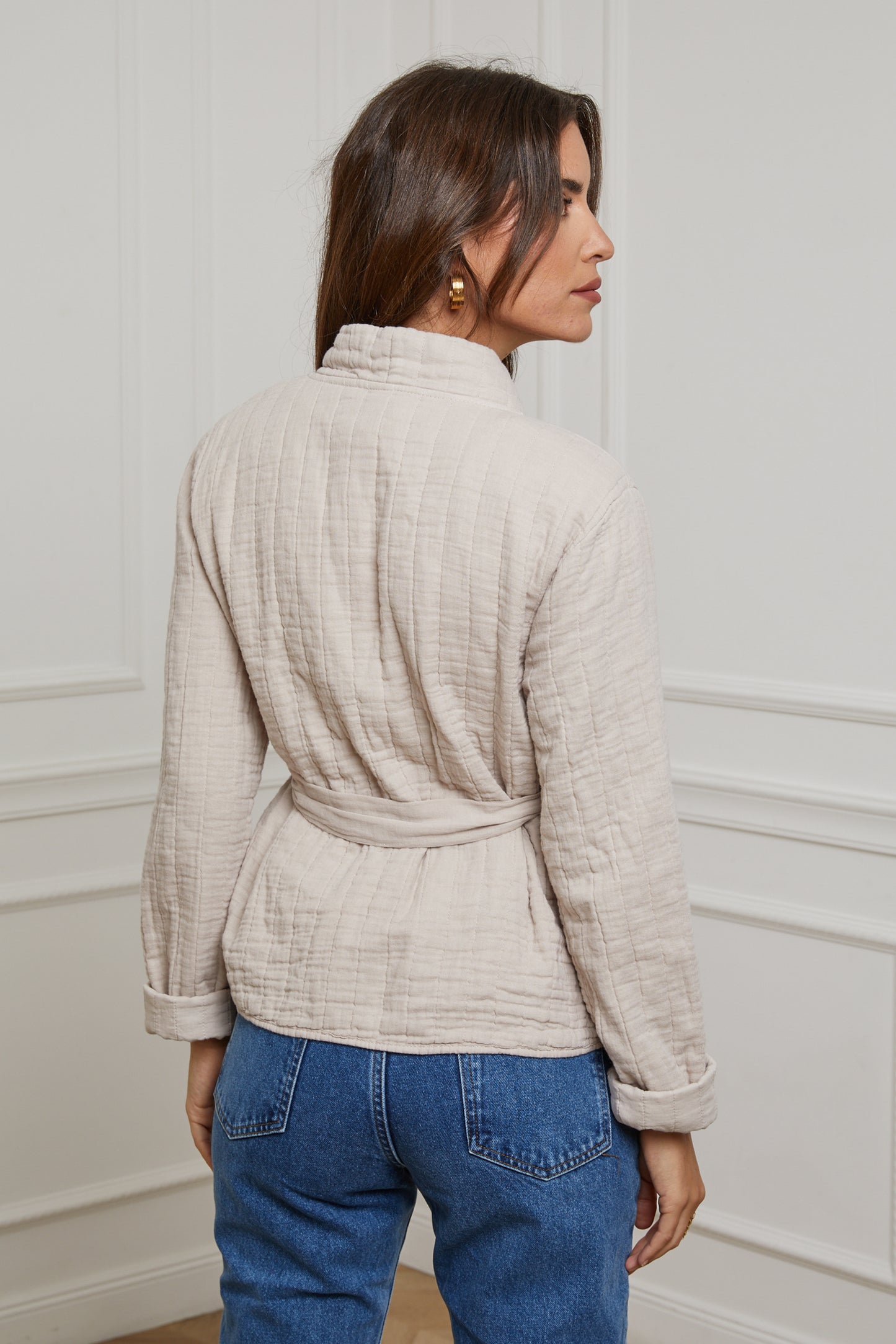 28288-Gilet avec attache, poches sur le côté