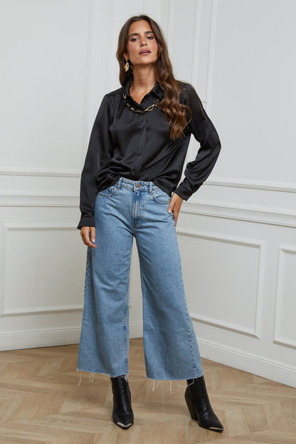 Chemise avec Chaîne au Col