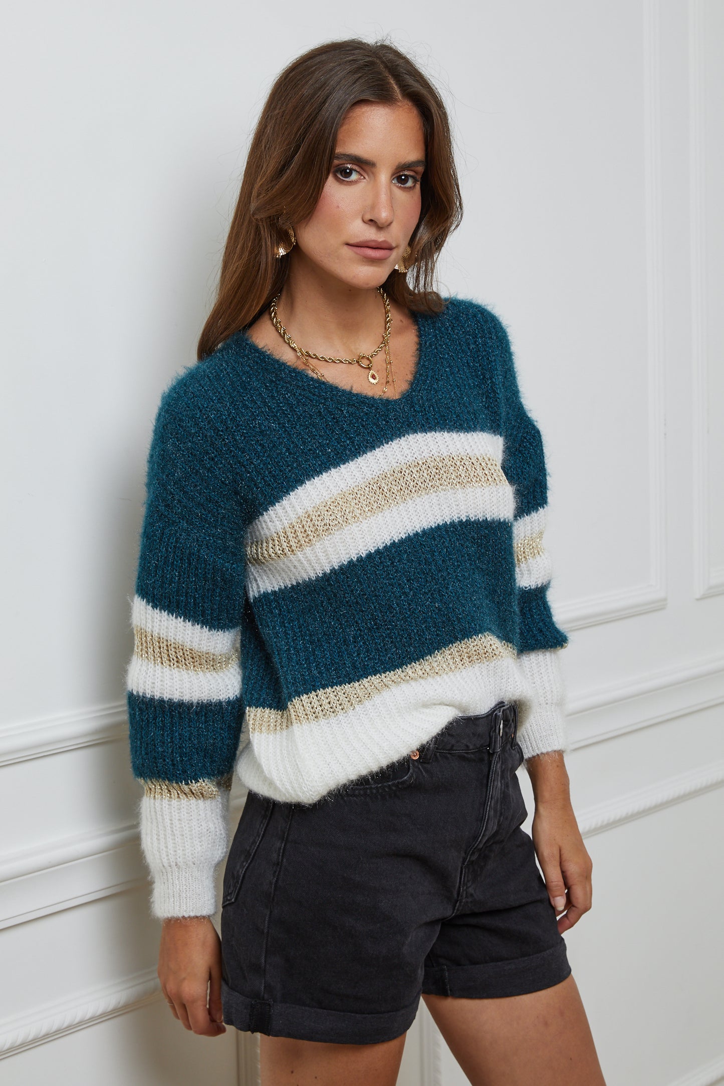 Pull Col V à Rayures avec Détails Fil Brillant