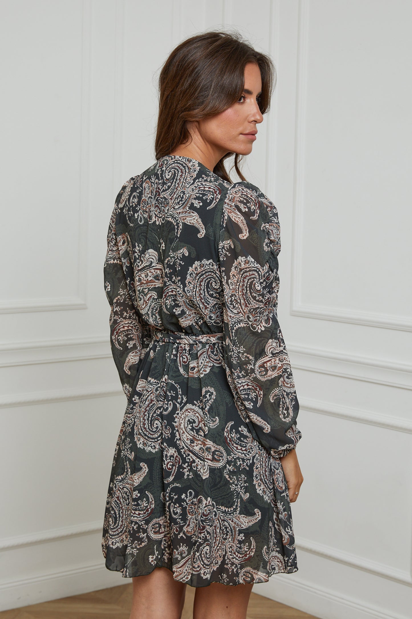 Robe Mi-Longue Imprimée Cache-Coeur avec Ceinture