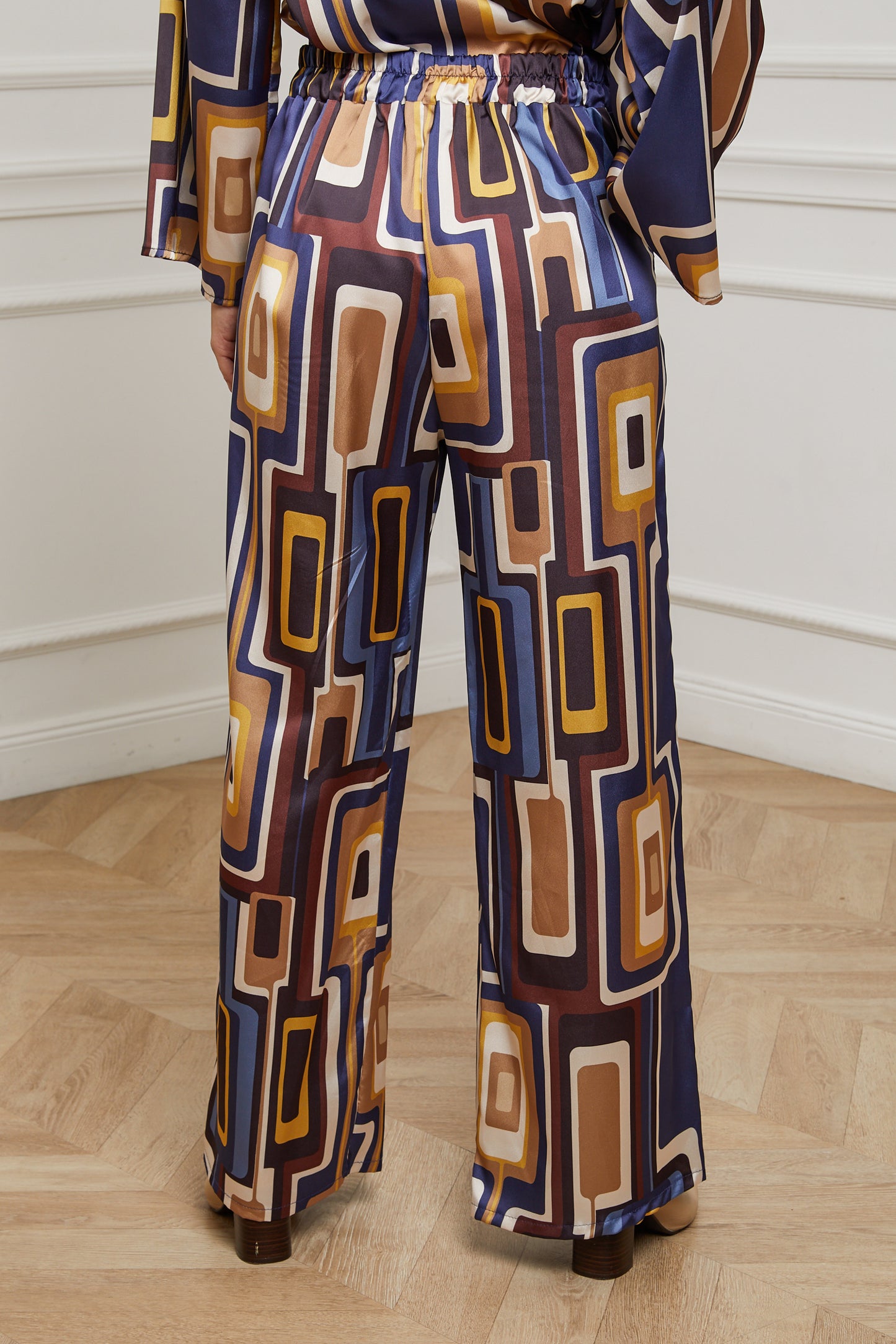 76808-Pantalon tissu imprimé, large avec deux poches latérales