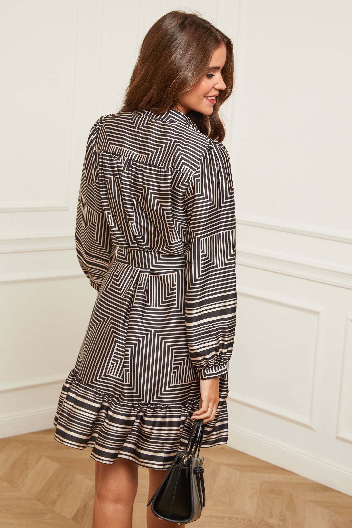 Robe Mi-longue à Motifs avec Col Chemise